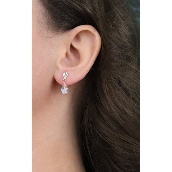 14k Yellow Gold Crystal Dangle Drop Earrings 3/4" x 1/4" - Picture 4 of 6